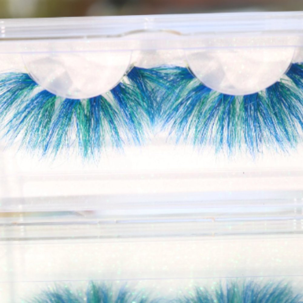 Blue/ Green Mink Colored Eyelashes (Berry Blue)